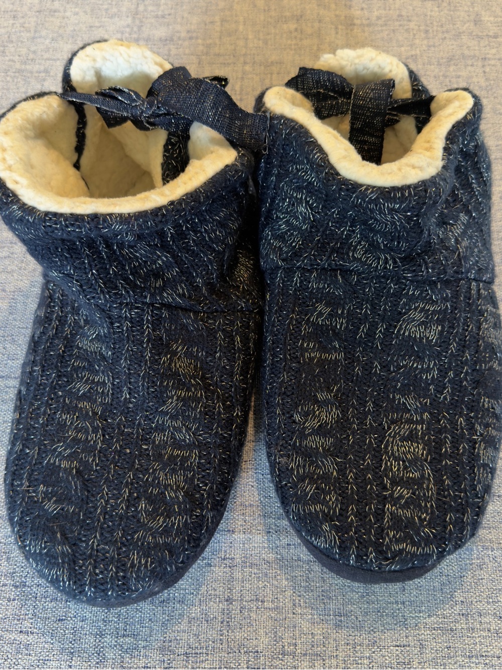 Cozy Navy Knit Sherpa-Lined Slippers